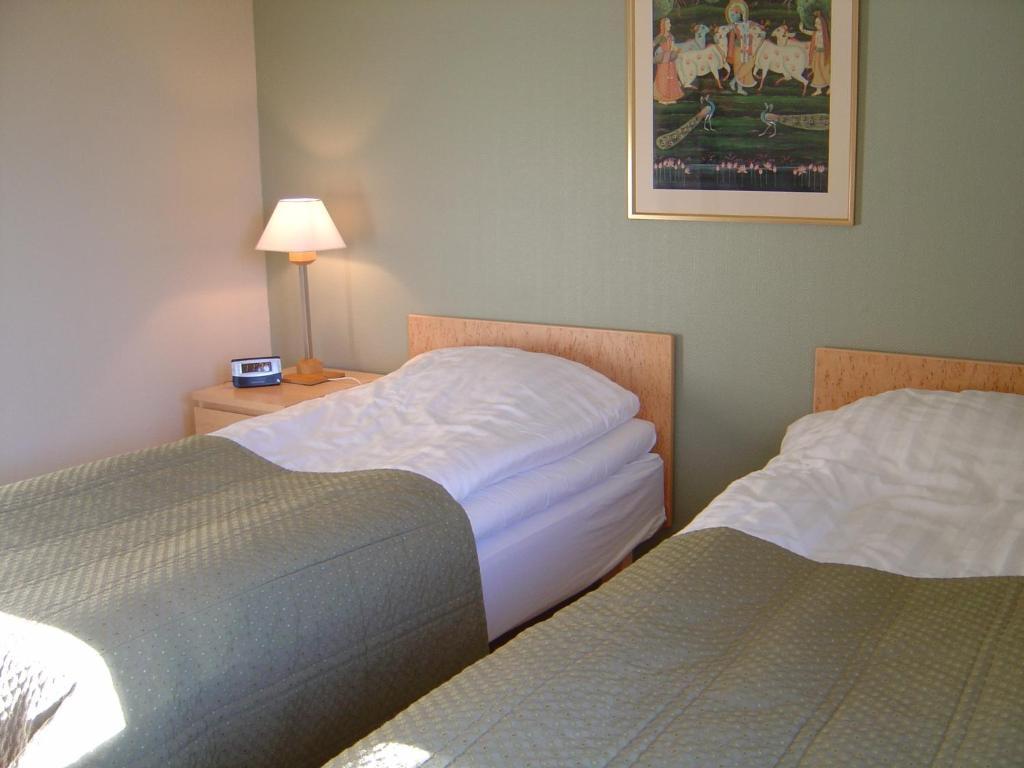 Nordiska Folkhoegskolan Bed And Breakfast Kungalv Room photo