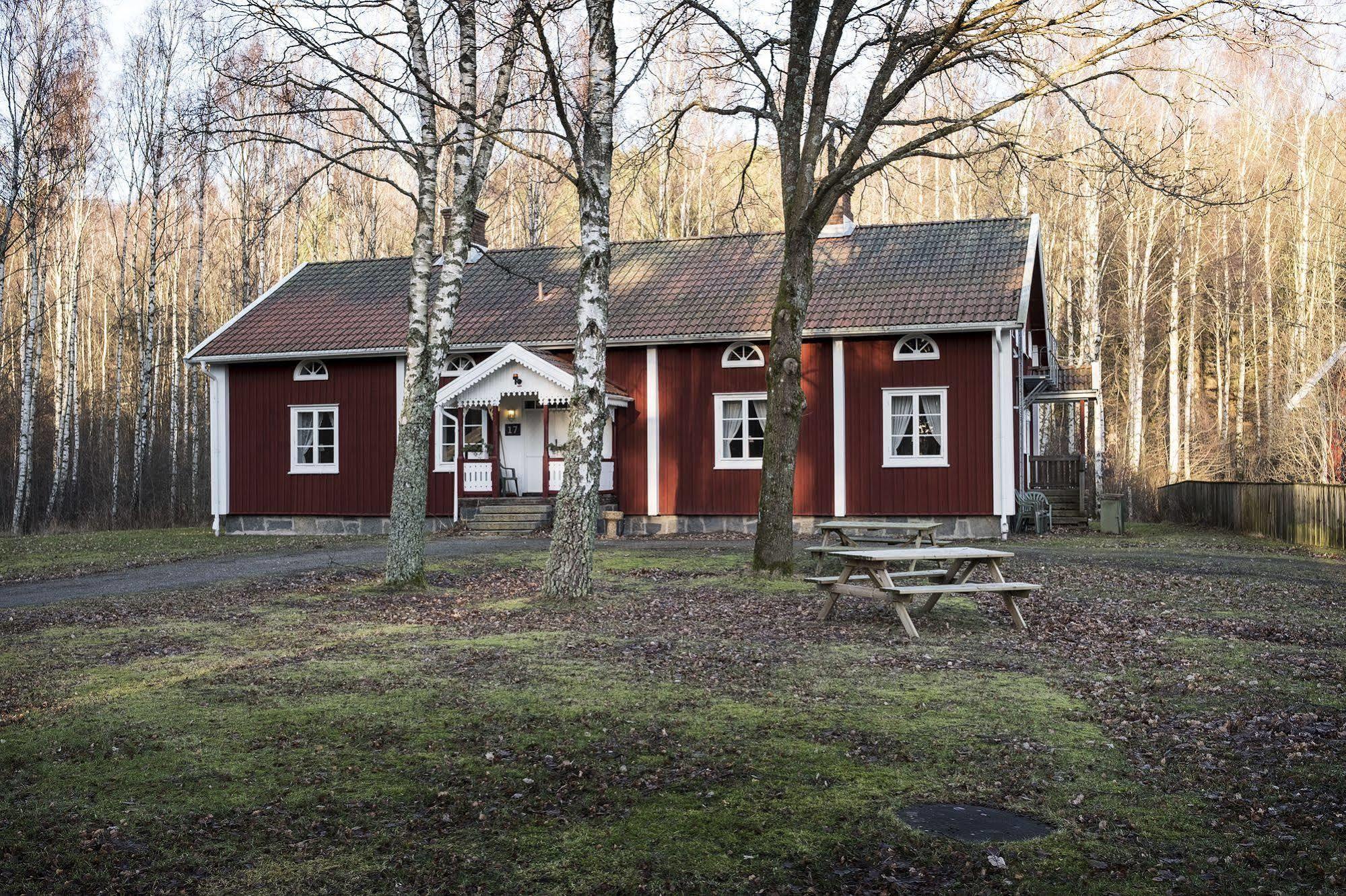 Nordiska Folkhoegskolan Bed And Breakfast Kungalv Exterior photo