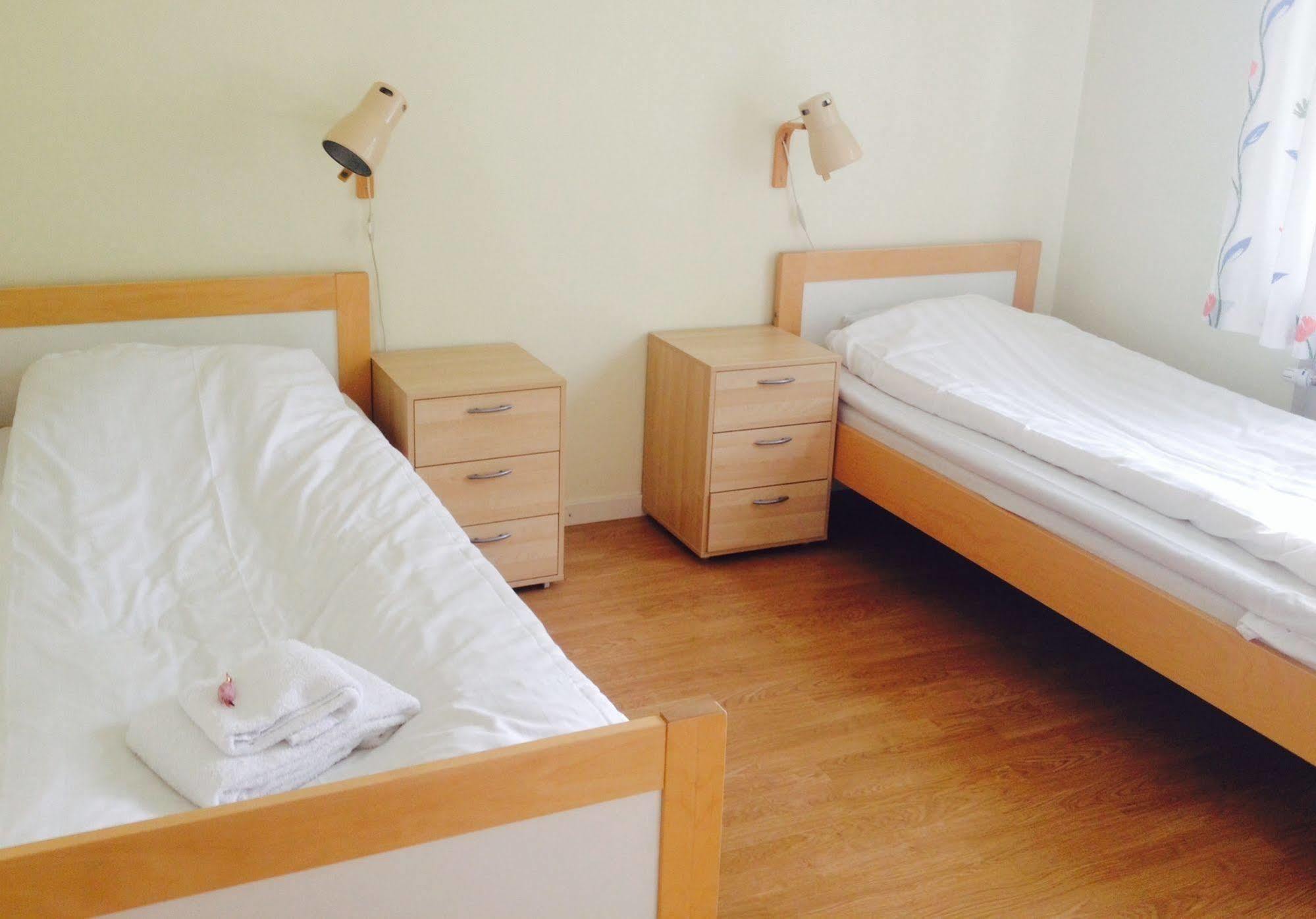 Nordiska Folkhoegskolan Bed And Breakfast Kungalv Exterior photo