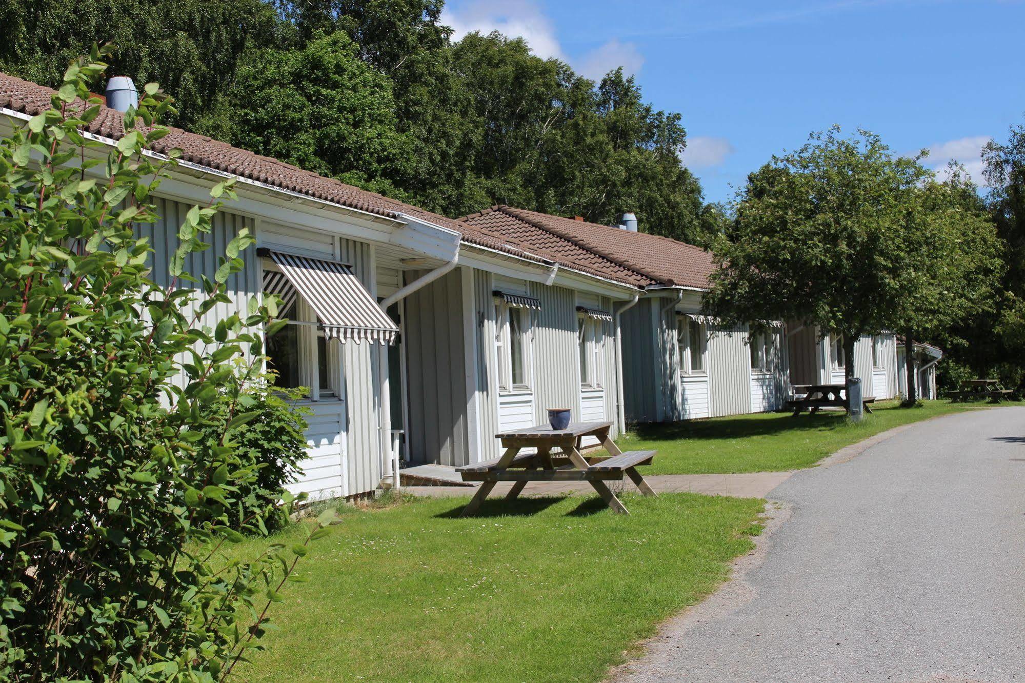 Nordiska Folkhoegskolan Bed And Breakfast Kungalv Exterior photo